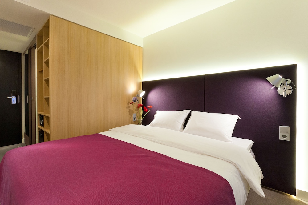 Superior Double or Twin Room photo 3