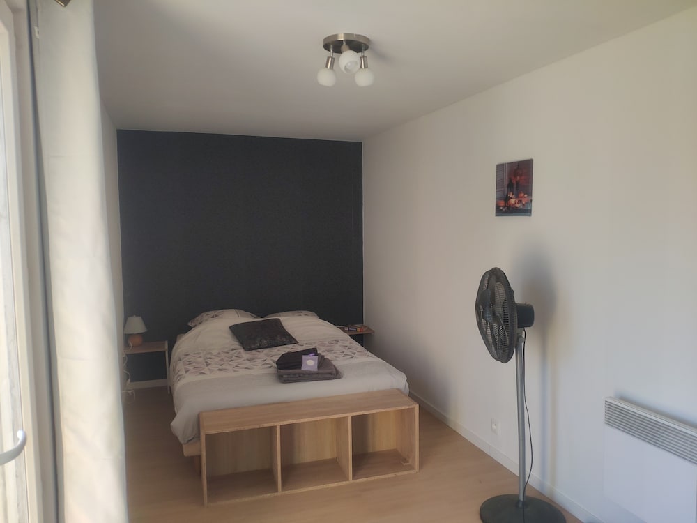 Standard Double Room, Garden View