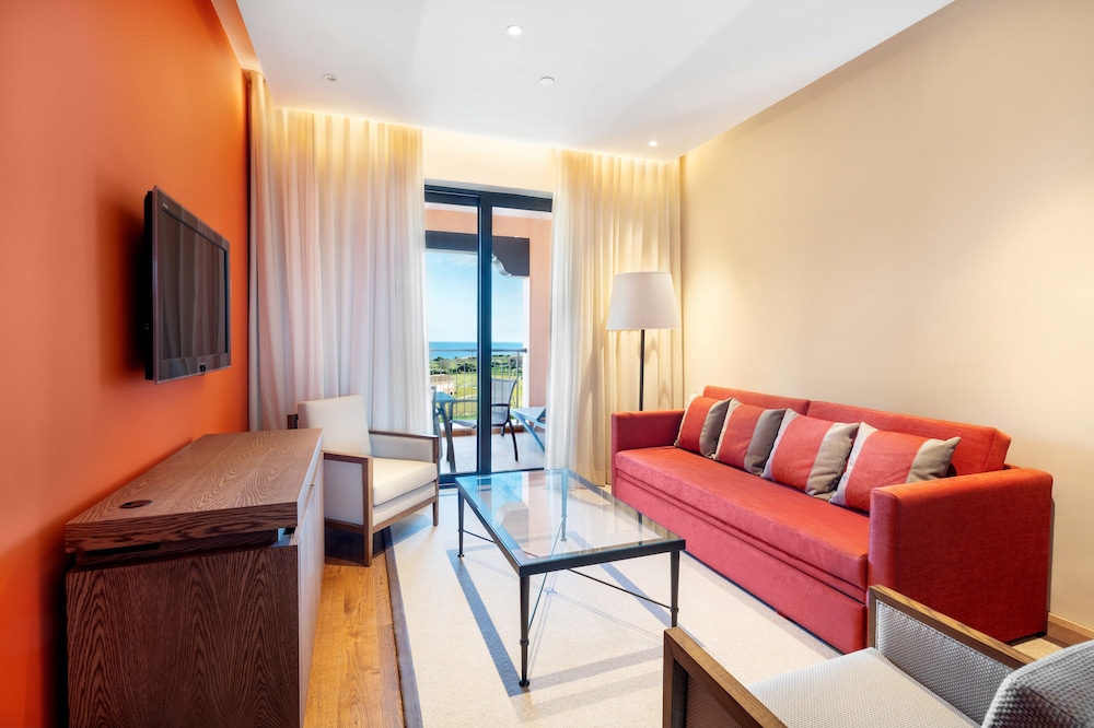 Family Suite, Sea View thumbnail 5