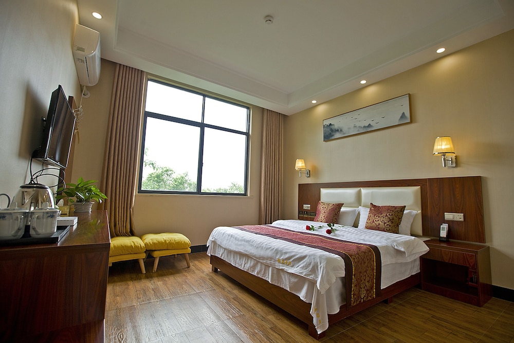 Deluxe Double Room photo 3