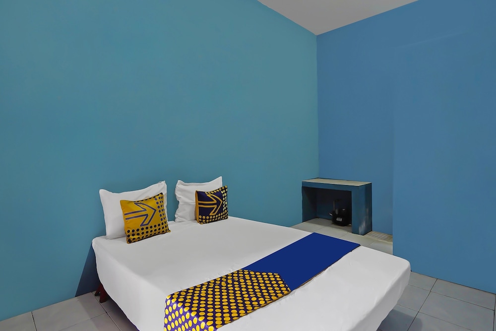 Double Room - Photo 7