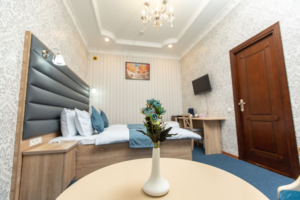 Deluxe Double or Twin Room - Photo 1