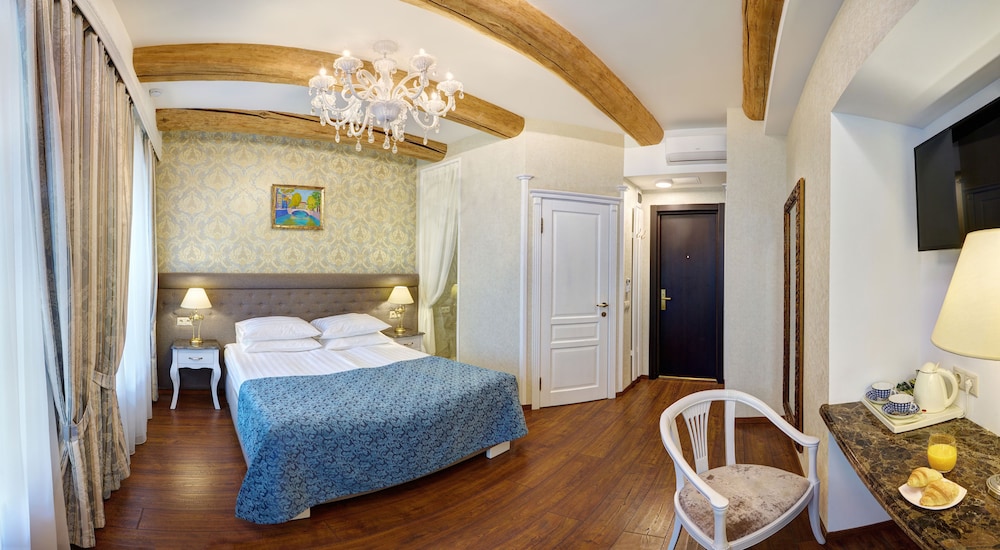 Standard Room photo 1