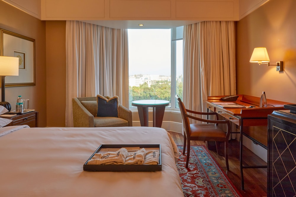 Premier Room, City View - Photo 4