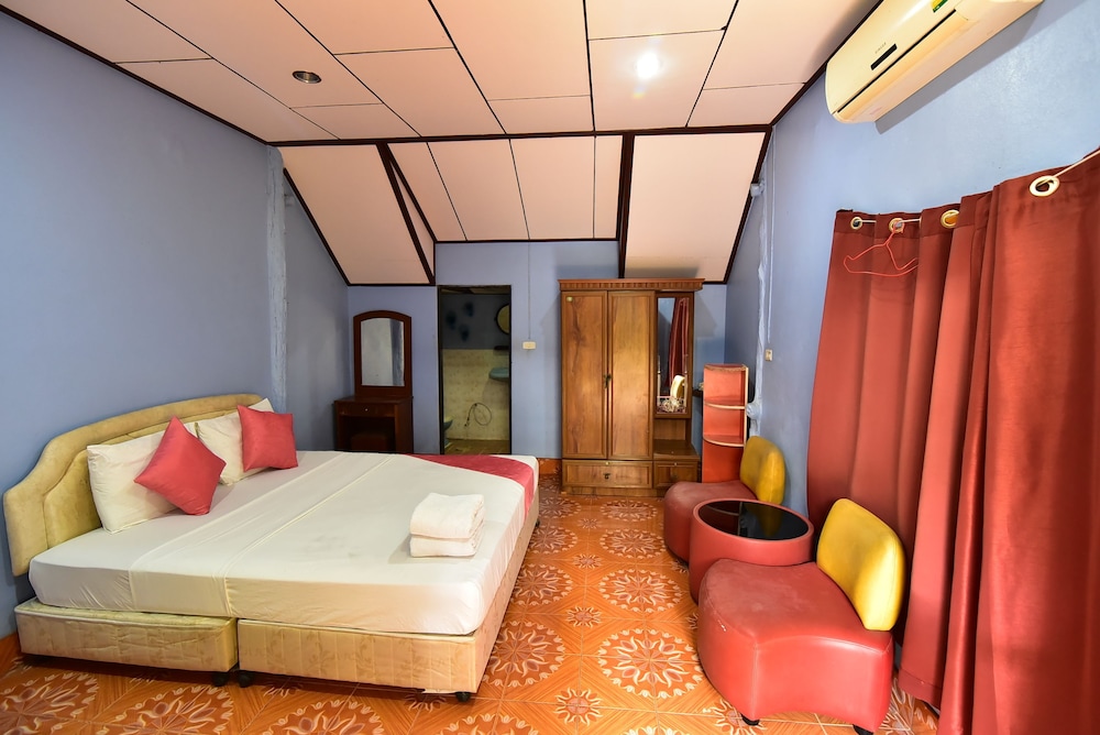 Double Room With Air Conditioned