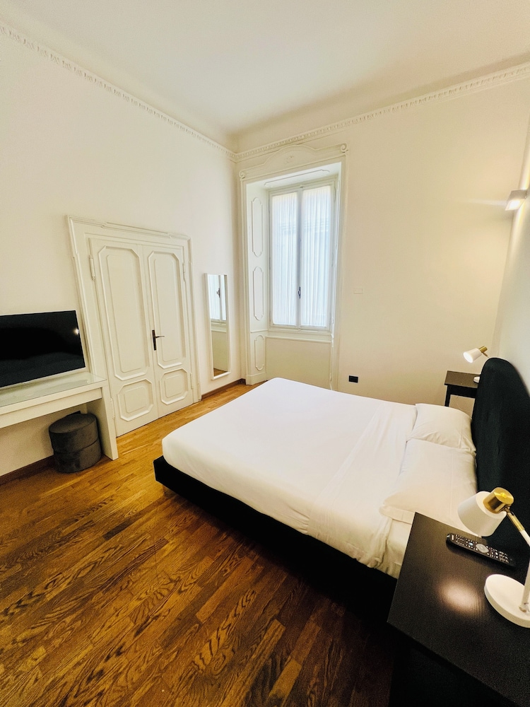 Double Room, Ensuite (Room 5)