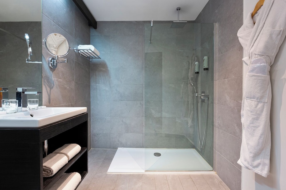 Superior Twin Room, Terrace - Photo 2