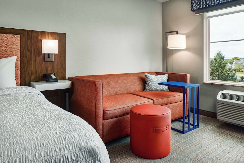Room, 1 King Bed with Sofa bed, Accessible, Non Smoking - Photo 4