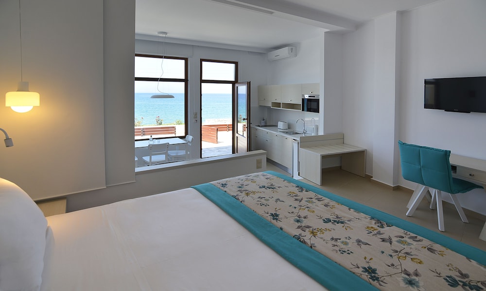 Deluxe Studio, Sea View photo 1