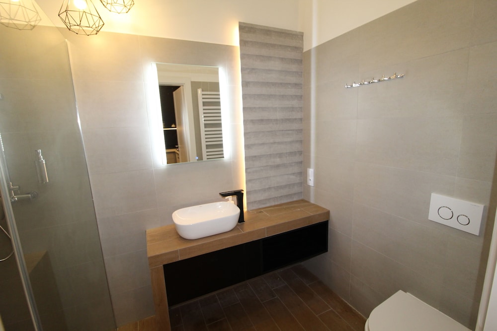 City Apartment (number 008) photo 2