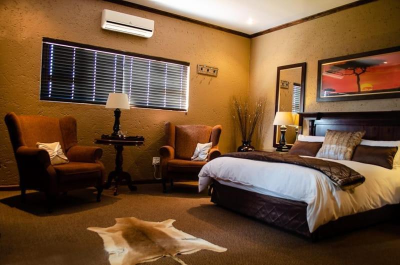Honeymoon Suite photo 2