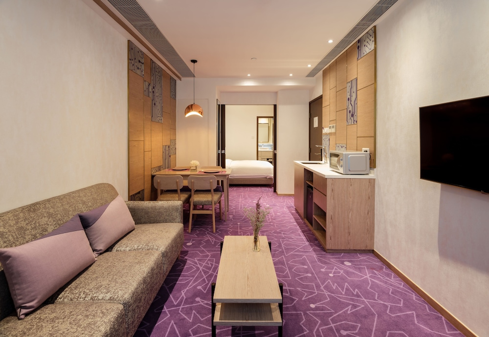 Business Suite photo 1