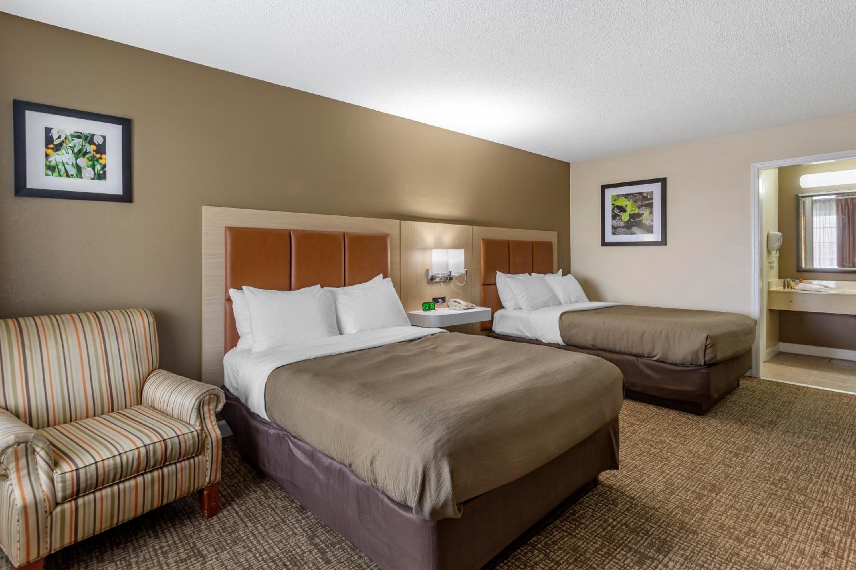 Standard Double Room - Photo 1