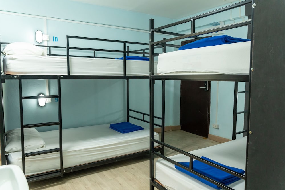 Premier Shared Dormitory, Mixed Dorm