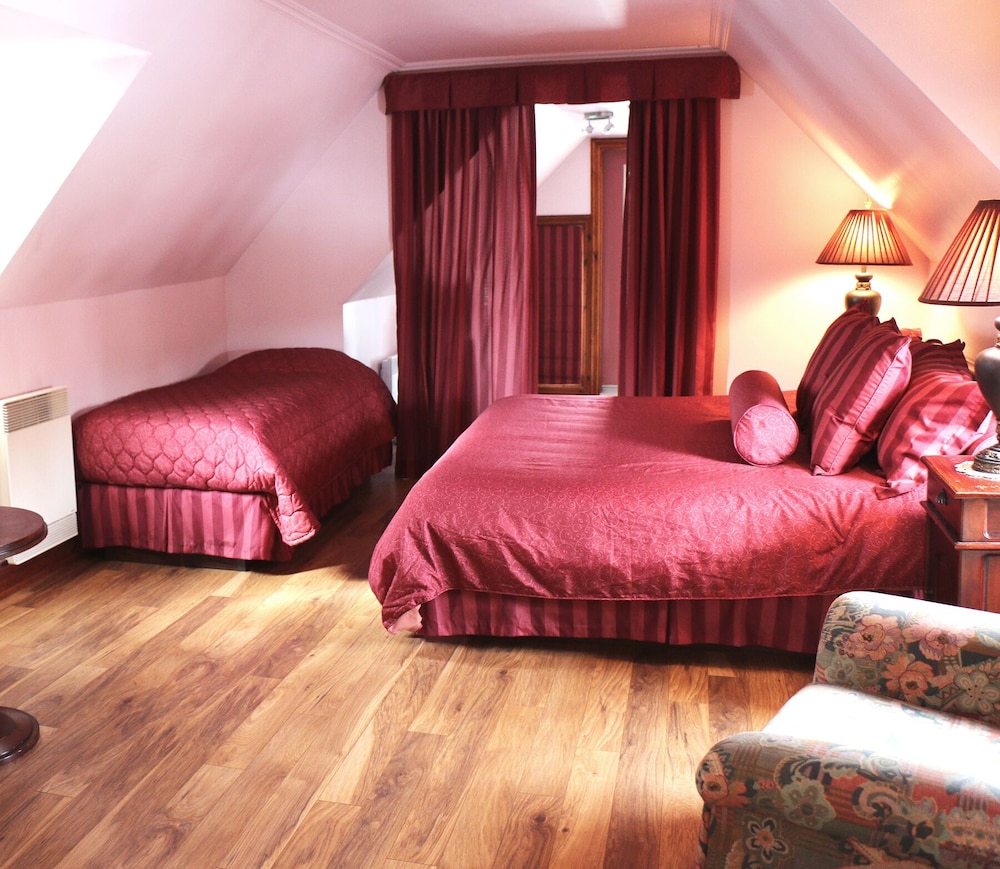 Deluxe Harrington Suite #10 photo 1