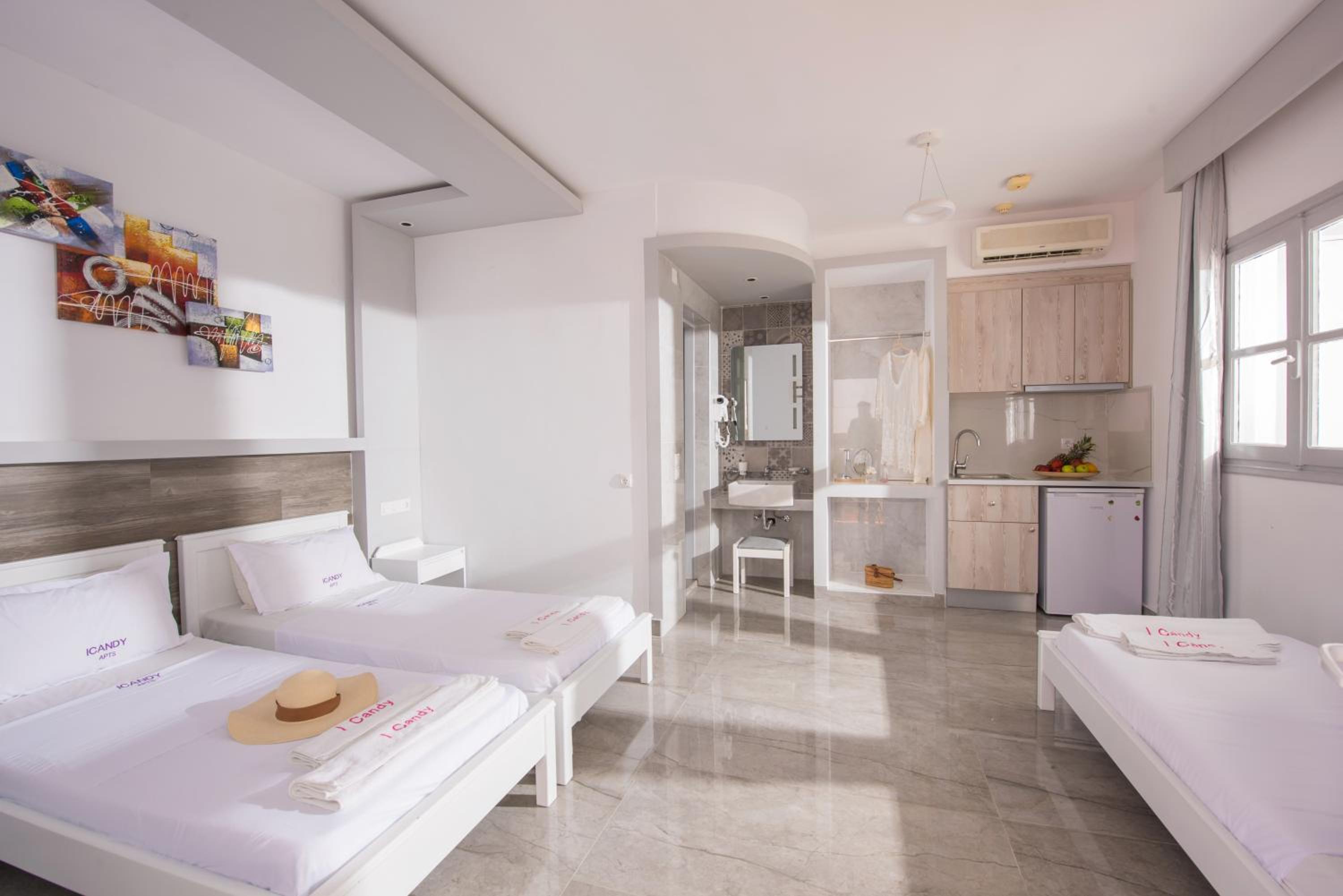 Standard Triple Studio