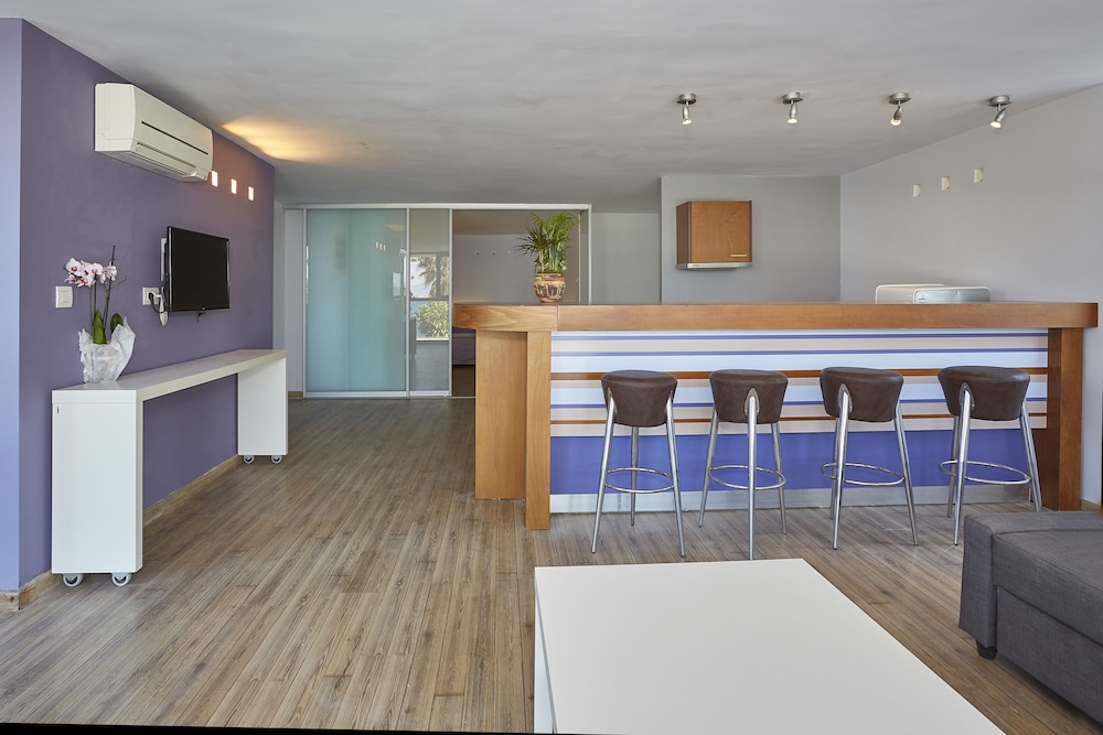 Executive Suite photo 3