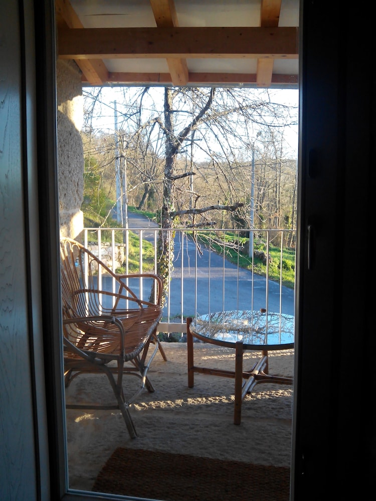 Superior Double Room, 1 Double Bed, Ensuite, Garden View (103 Rosal) photo 2