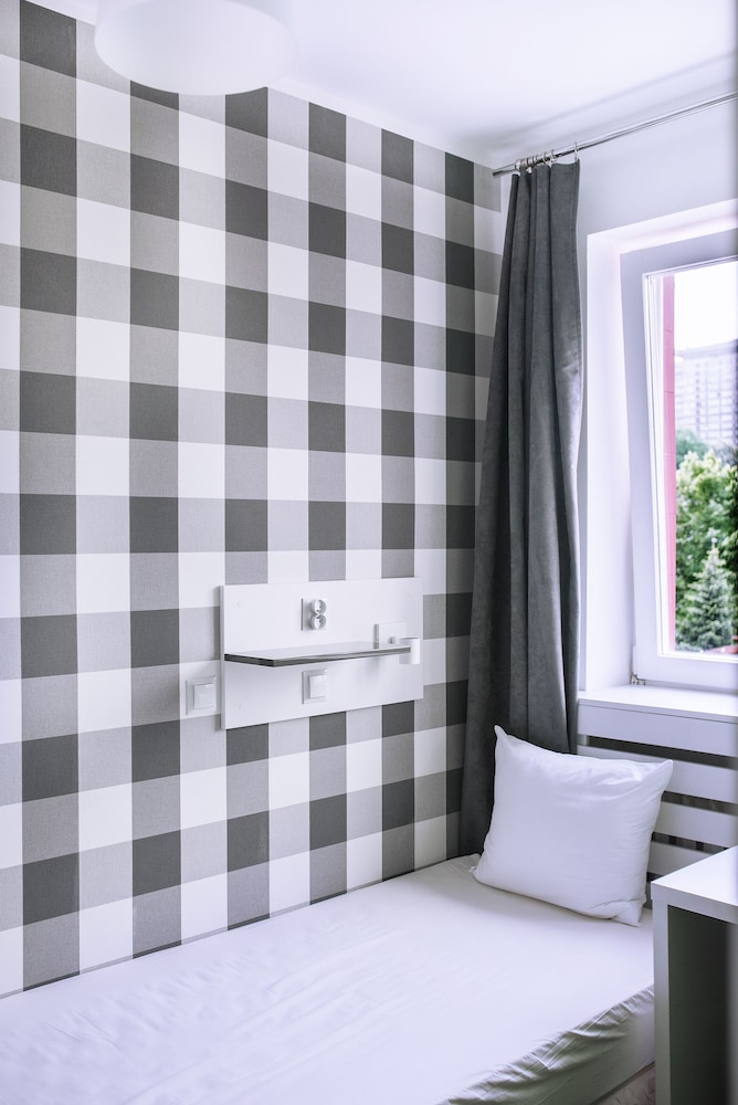 Single Room, Shared Bathroom