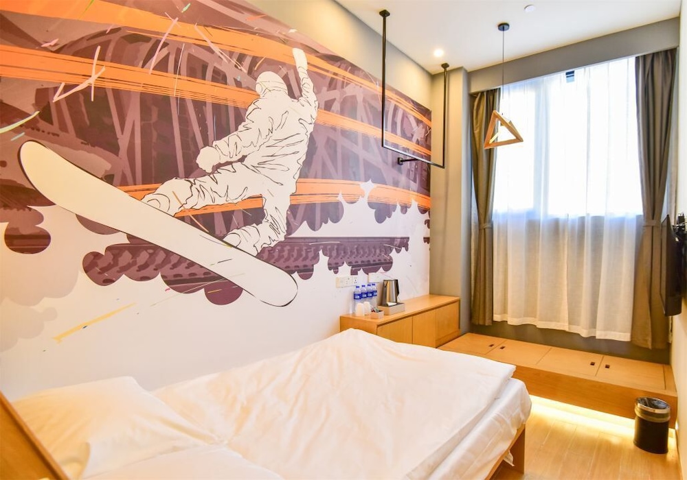 Standard Double Room, 1 Queen Bed photo 2