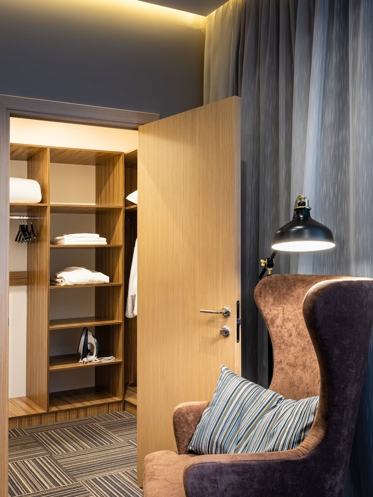 Family Suite, 1 Bedroom photo 3