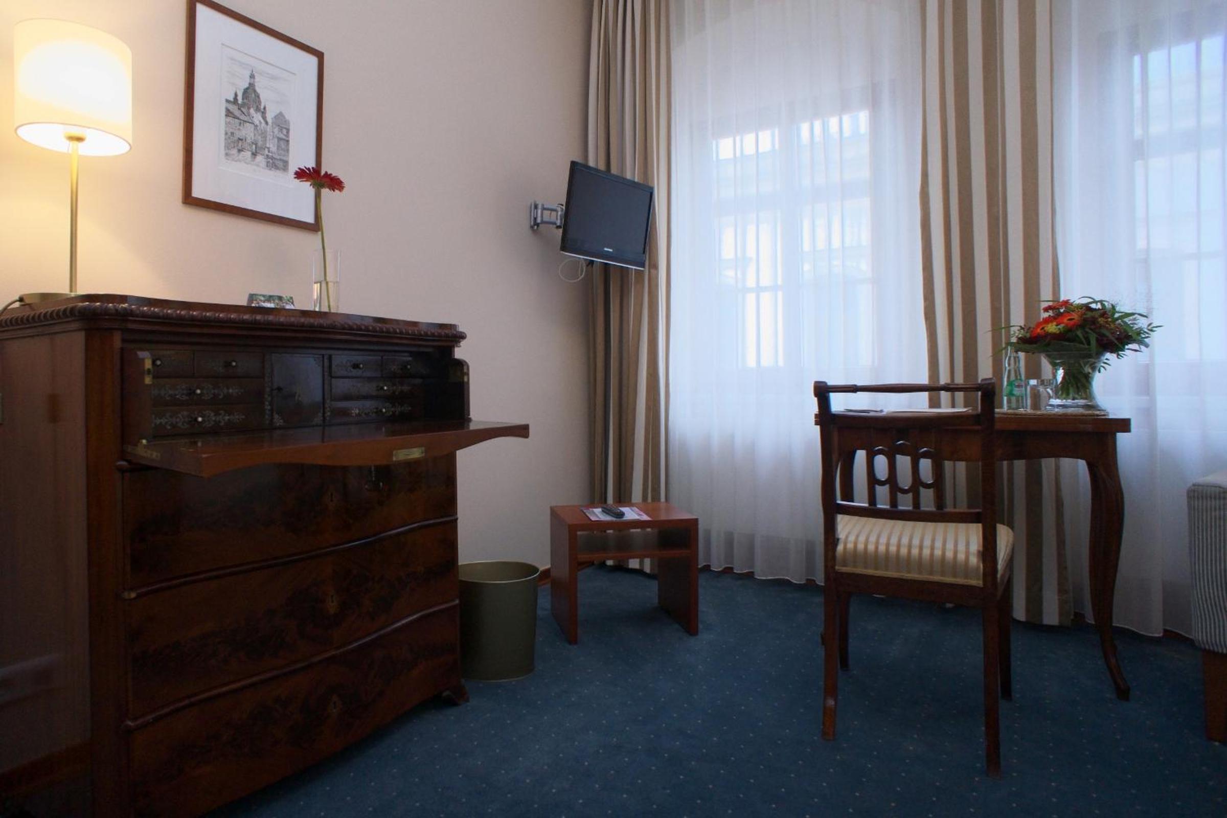 Deluxe Single Room