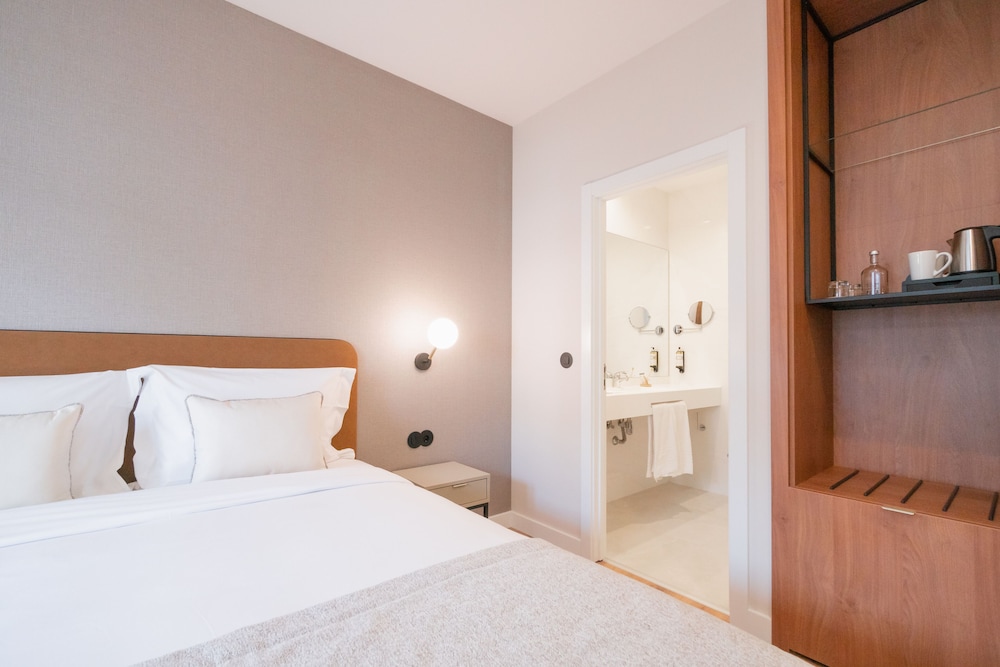 Superior Room, Balcony - Photo 4