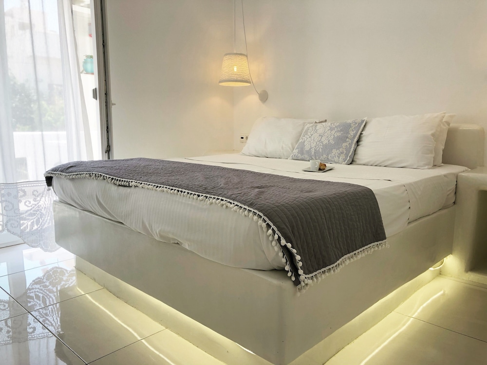 Deluxe Double or Twin Room, Non Smoking, City View