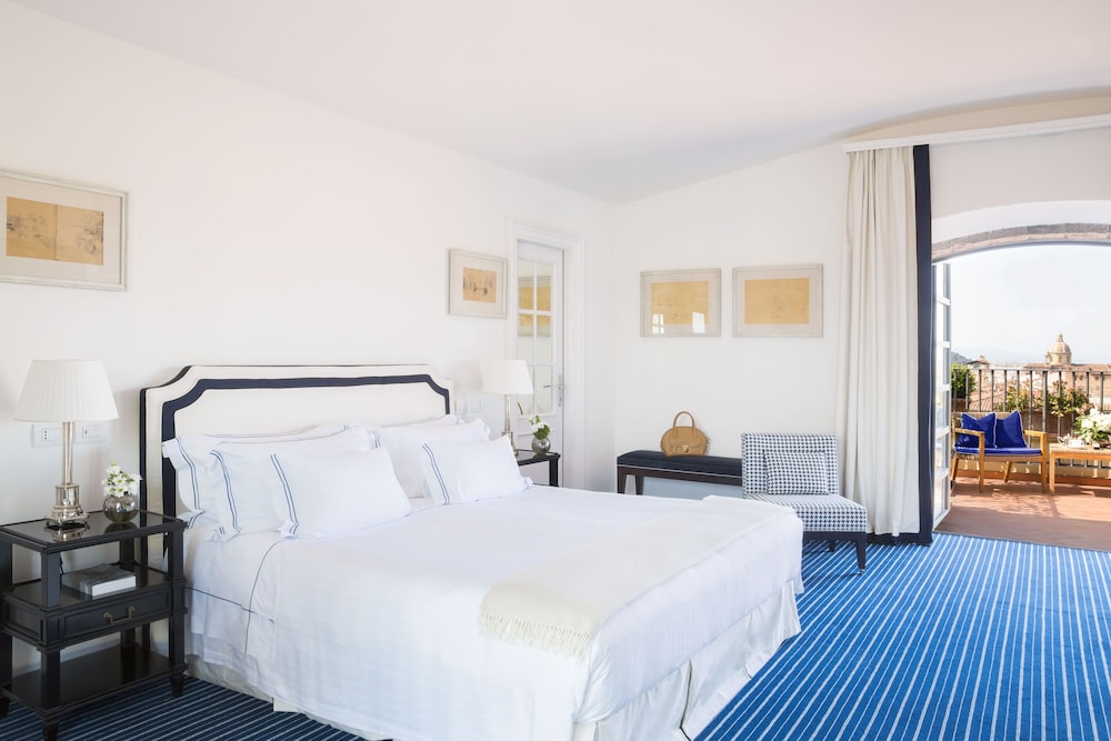Two Bedroom Suite with Terrace (Non Smoking) thumbnail 5