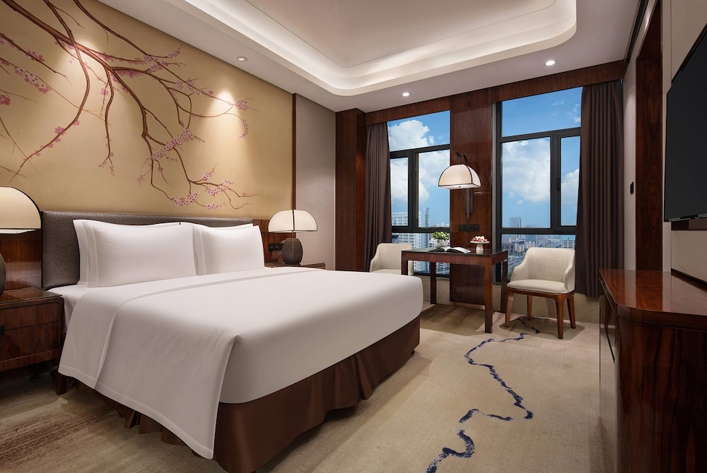 Luxury Suite, 3 Bedrooms, Non Smoking photo 1