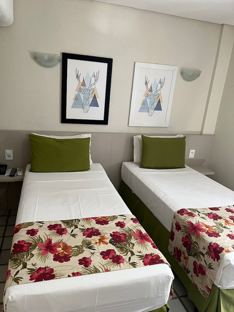 Executive Twin Room - Photo 2