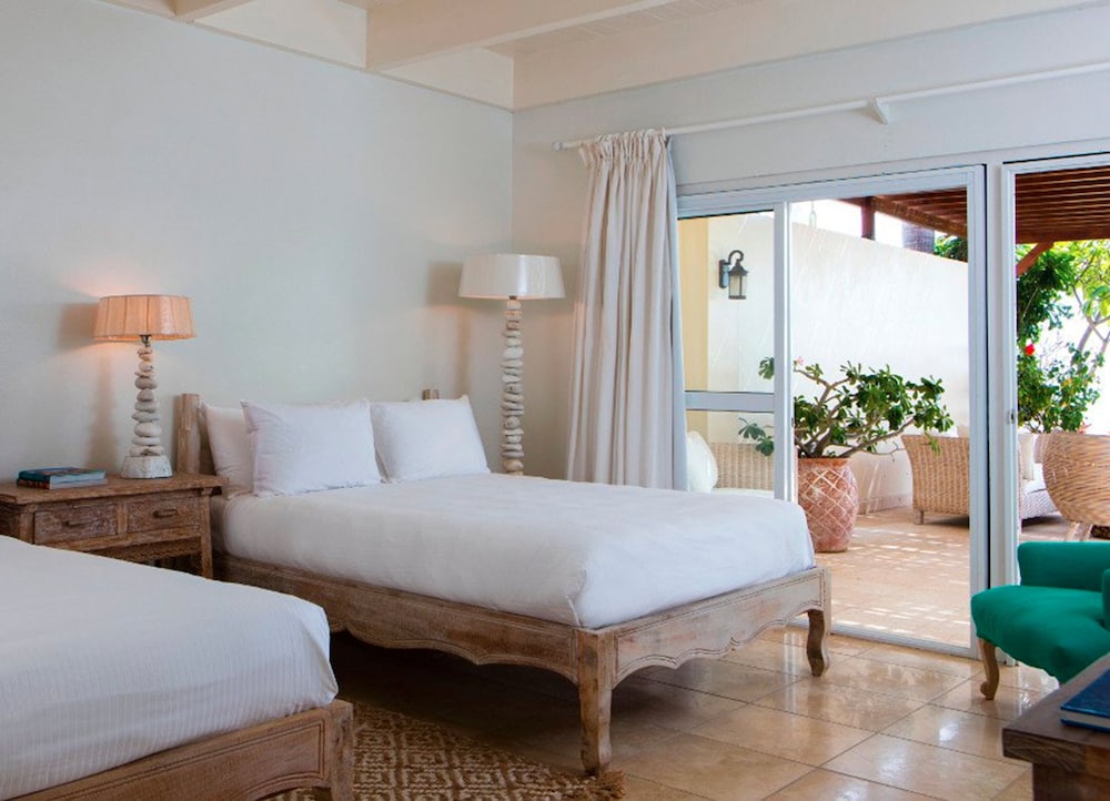 Room, 2 Bedrooms (Poinciana)