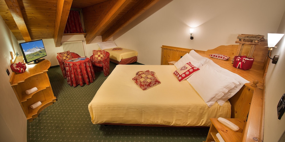 Penthouse (Mountain) photo 2