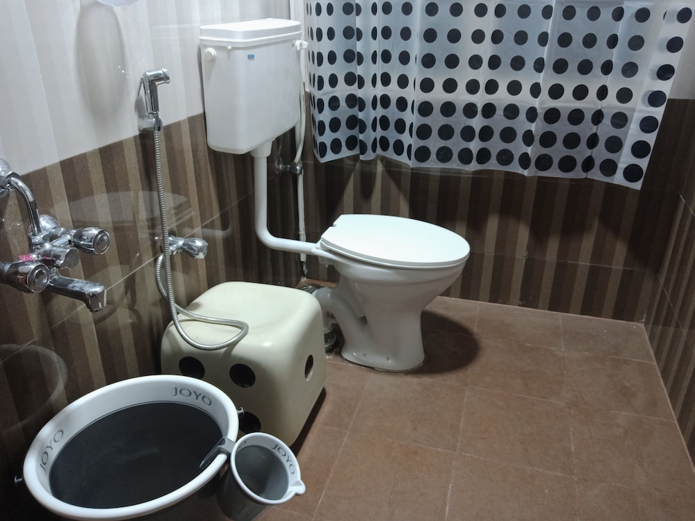 Exclusive Room, 1 King Bed, Private Bathroom photo 2