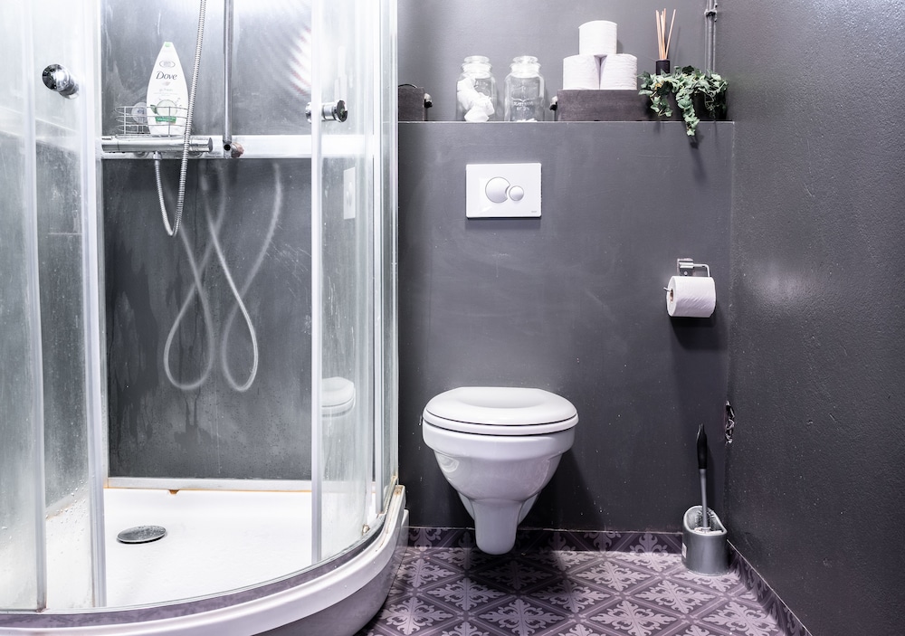 Double Or Twin Room, Shared Bathroom (5) photo 2