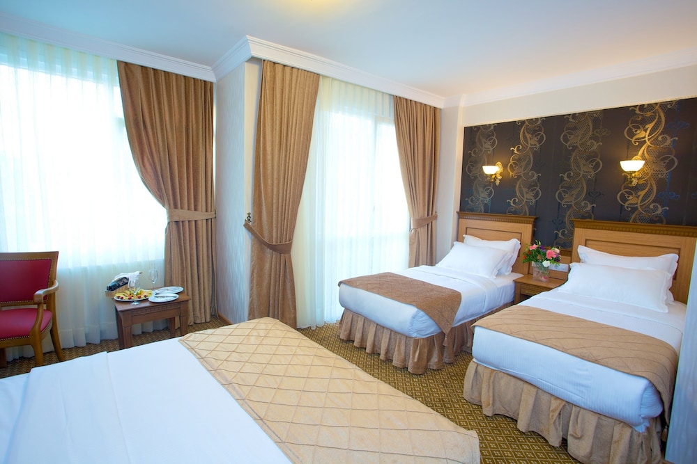 Standard Triple Room photo 1
