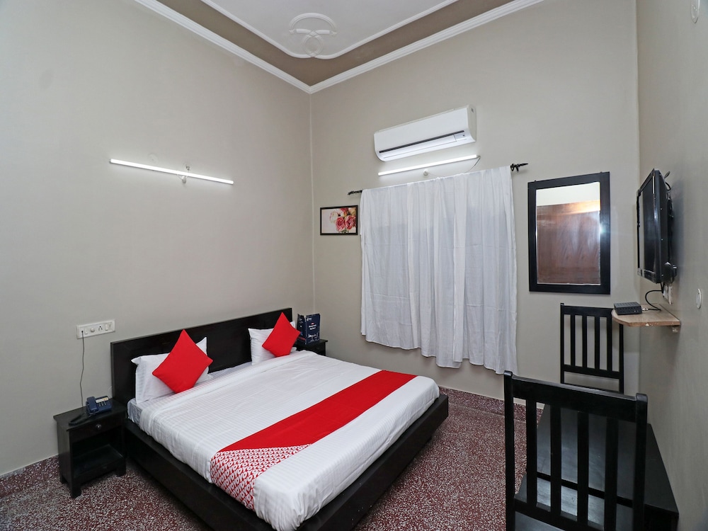 Basic Double Room photo 3