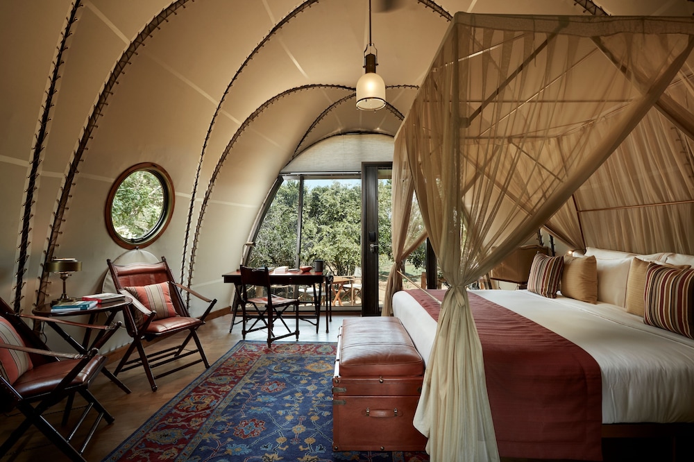 Cocoon Suite with One Free Game Drive