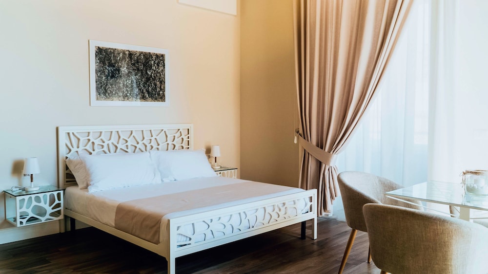 Deluxe Quadruple Room, 1 Double Bed with Sofa bed