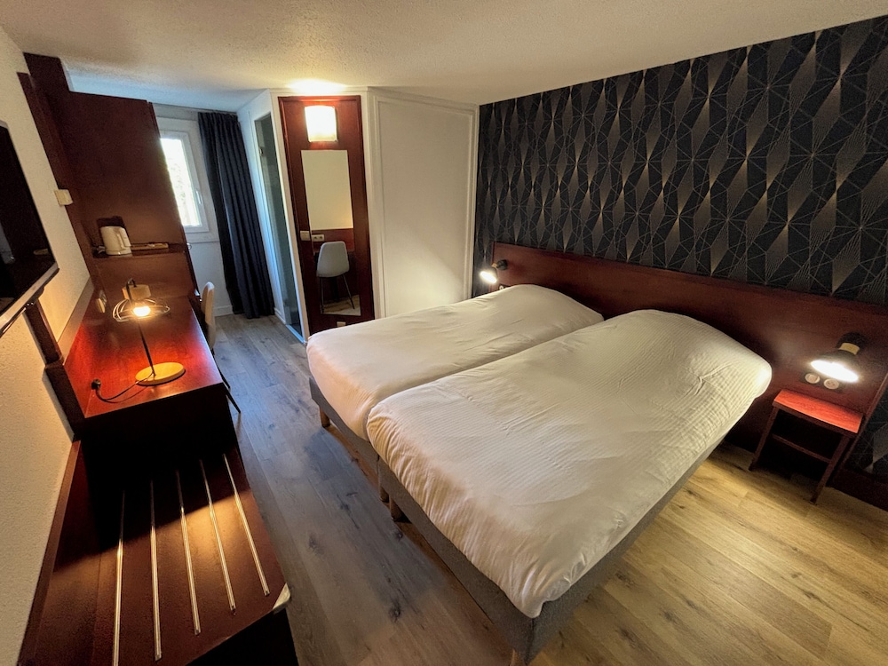 Standard Double or Twin Room, 2 Twin Beds photo 1