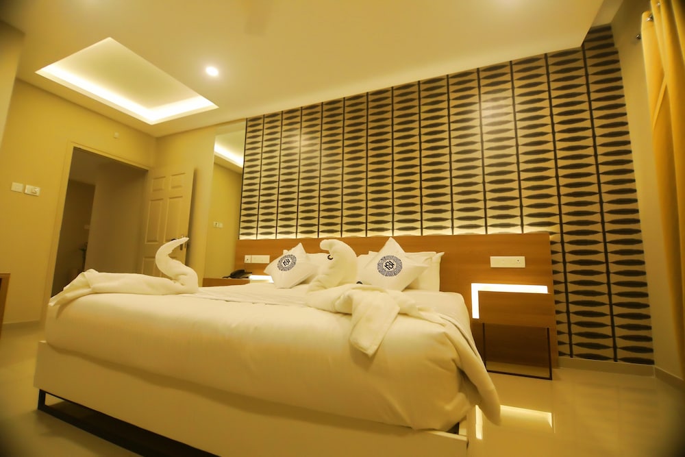 Royal Suite photo 2