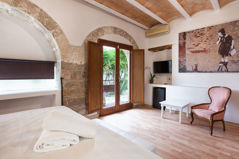 Design Double or Twin Room photo 2