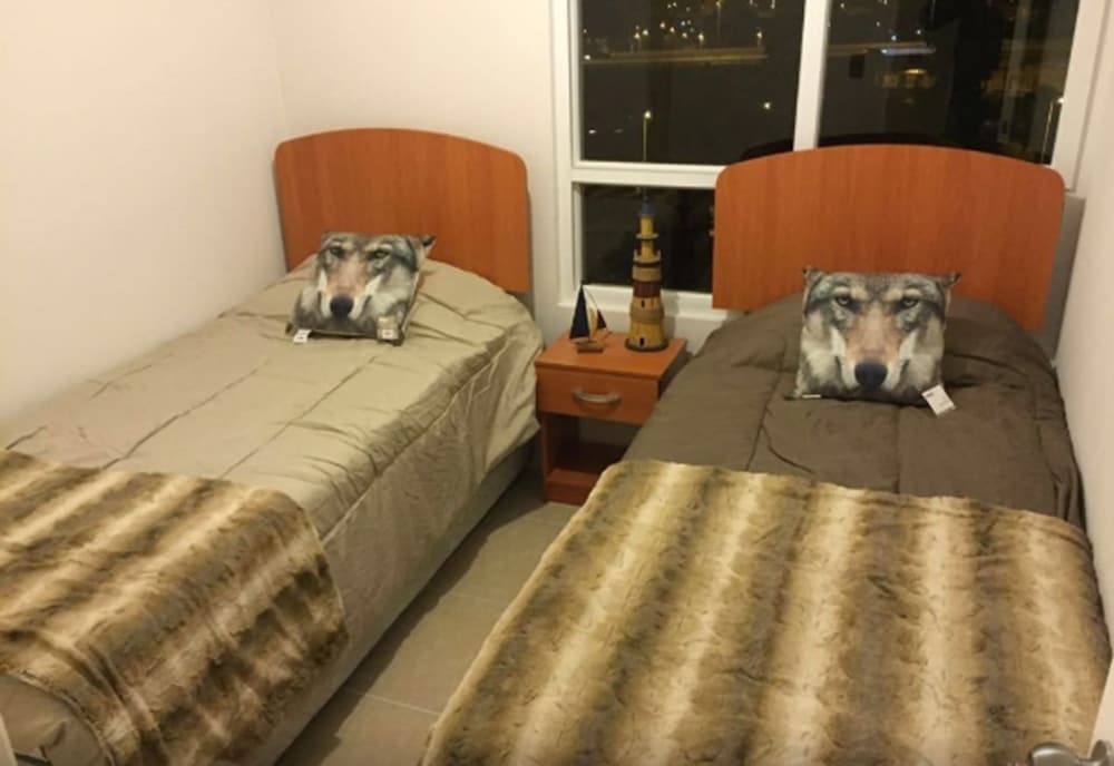 Apartment, 2 Bedrooms, Private Bathroom photo 2