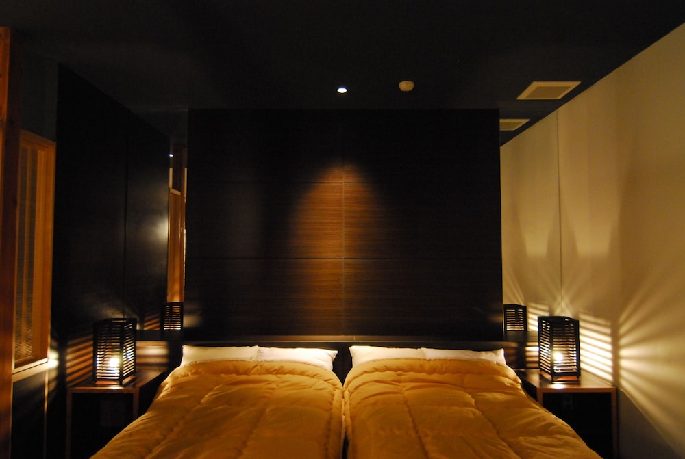 Twin Room with Tatami Room (Deluxe) photo 1