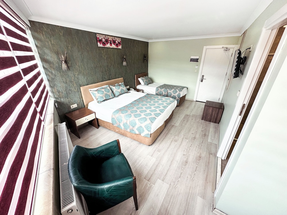 Family Triple Room photo 1