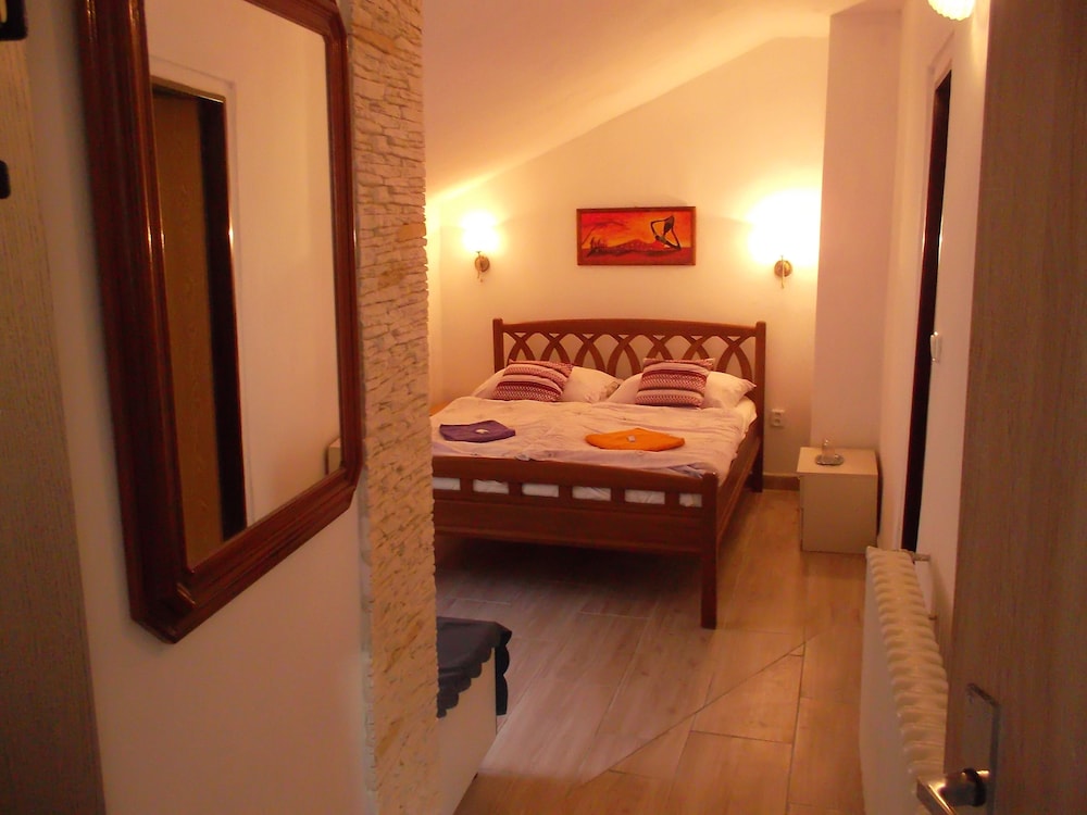 Classic Double Room, 1 King Bed