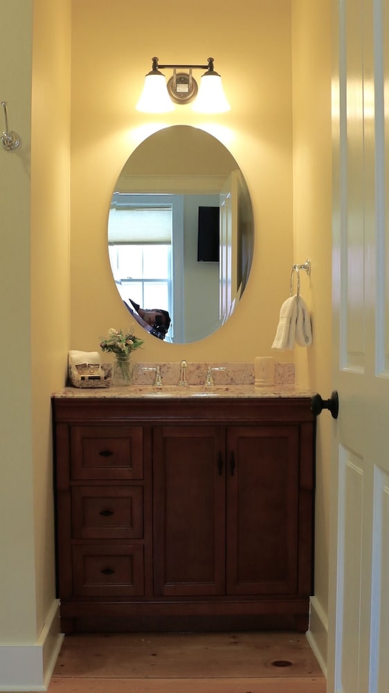 Parlor Suite photo 2