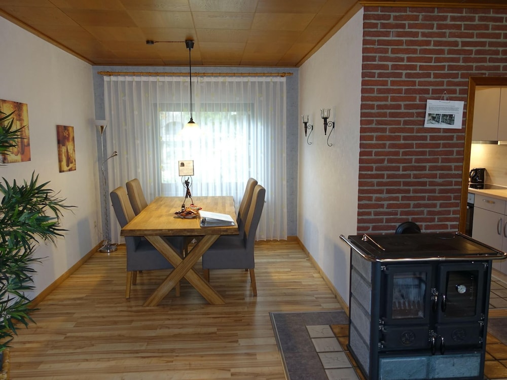 Bungalow photo 2