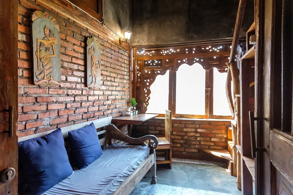 Deluxe Triple Room - Photo 23
