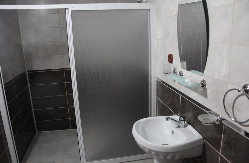 Standard Room photo 2